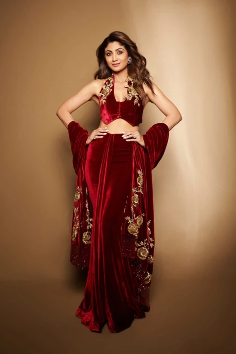 Gown, Manish Malhotra | Vogue India | Vogue Closet-hancorp34.com.vn