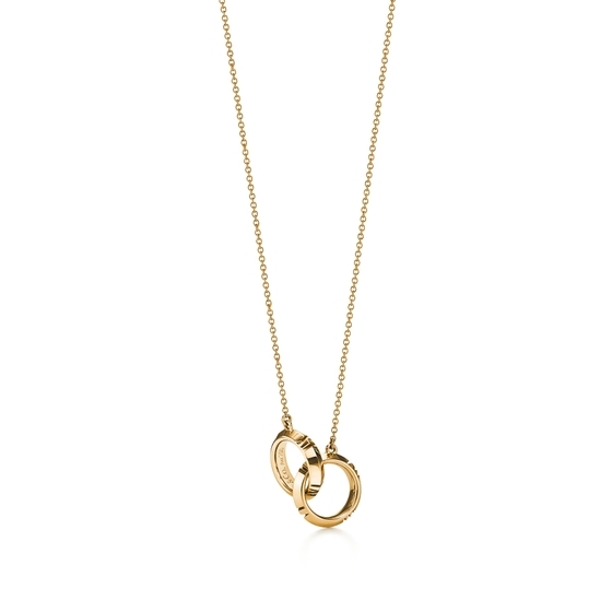 X Closed Interlocking Pendant in Yellow Gold