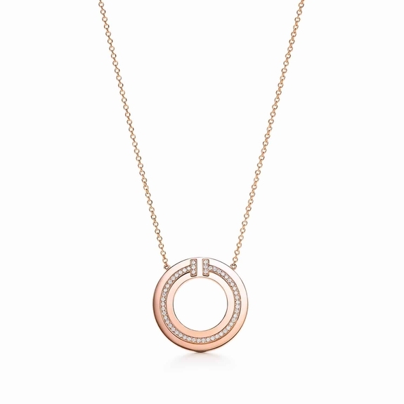  Diamond Circle Pendant
