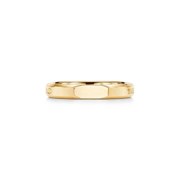 Makers Narrow Slice Ring in 18k Gold