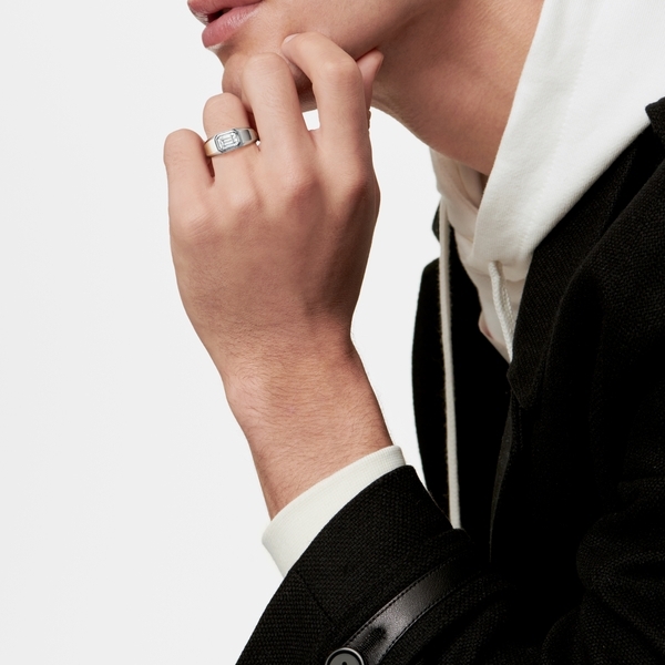 The Charles Tiffany Setting:Men's Engagement Ring:in Platinum with an Emerald-cut Diamond