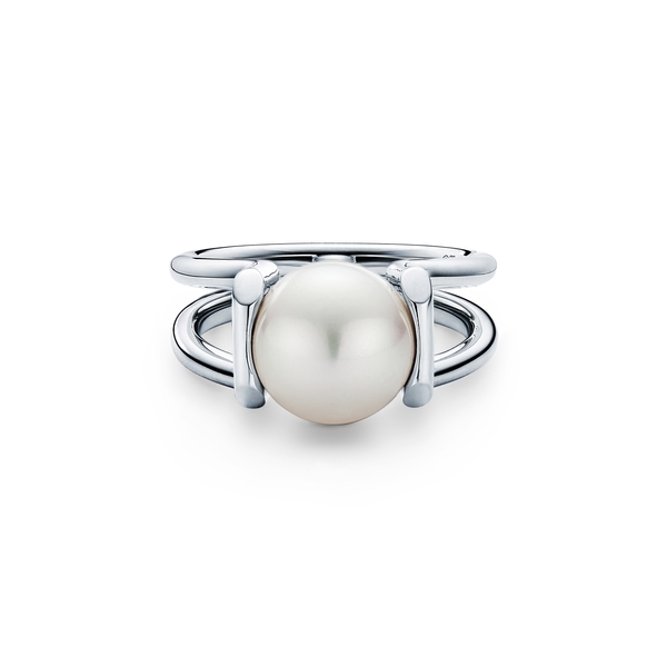 Freshwater Pearl Ring in Sterling Silver