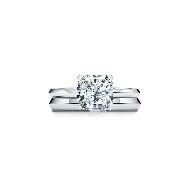 Tiffany True Engagement Ring with a Tiffany True Diamond in Platinum