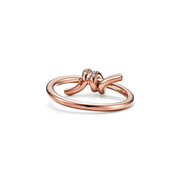 Ring in Rose Gold with Diamonds