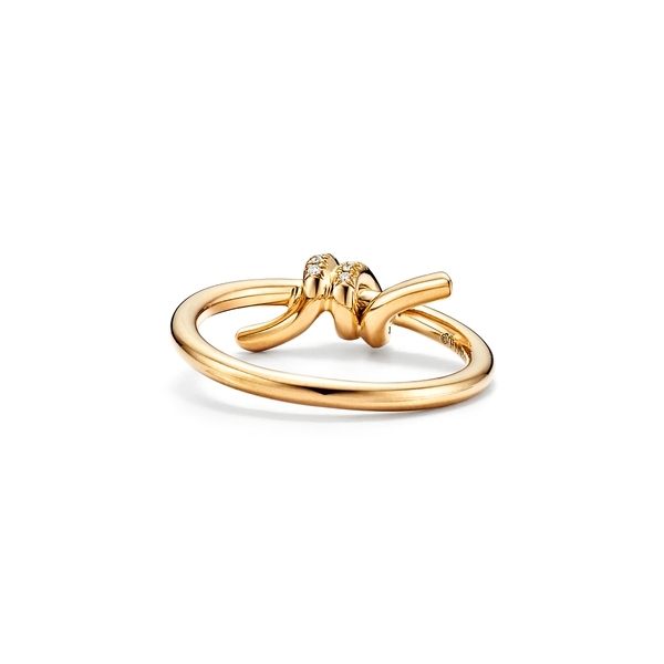 Ring in Yellow Gold with Diamonds