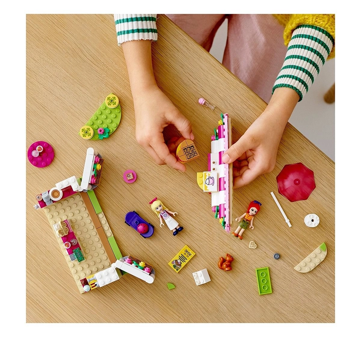 LEGO Heartlake City Park Café Lego Blocks for Kids age 6Y+ 