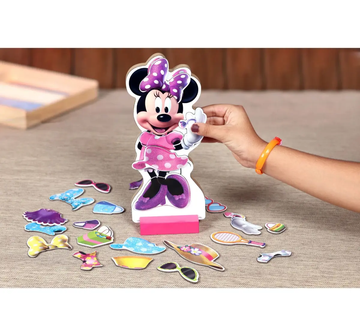 Skoodle Disney Magnetic with Dress Up Doll Minnie, 36M+