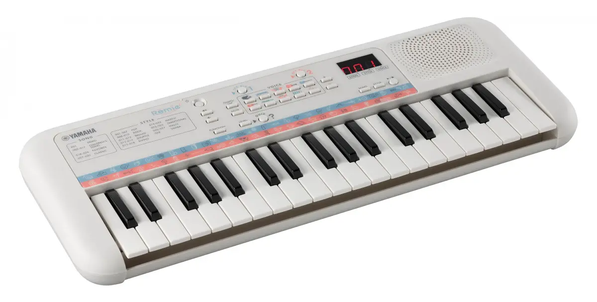 Yamaha Remie PSS E30 37 Key Portable Mini Keyboard, White 3Y+