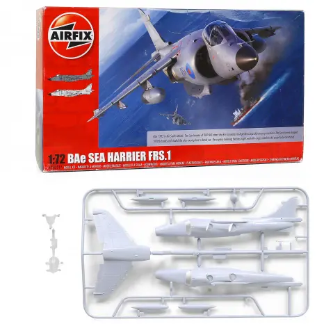 Airfix A04051A BAE Sea Harrier FRS.1 Scale Model Kit, 8Y+