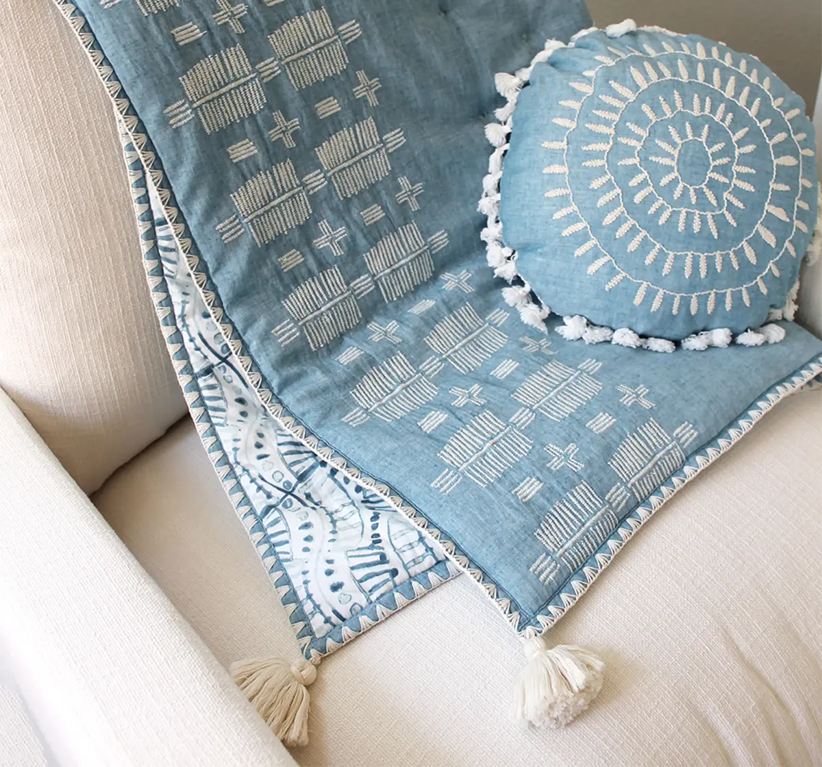 Crane Baby Caspian Collection Round Nursery Decorative Pillow6Y+ Blue