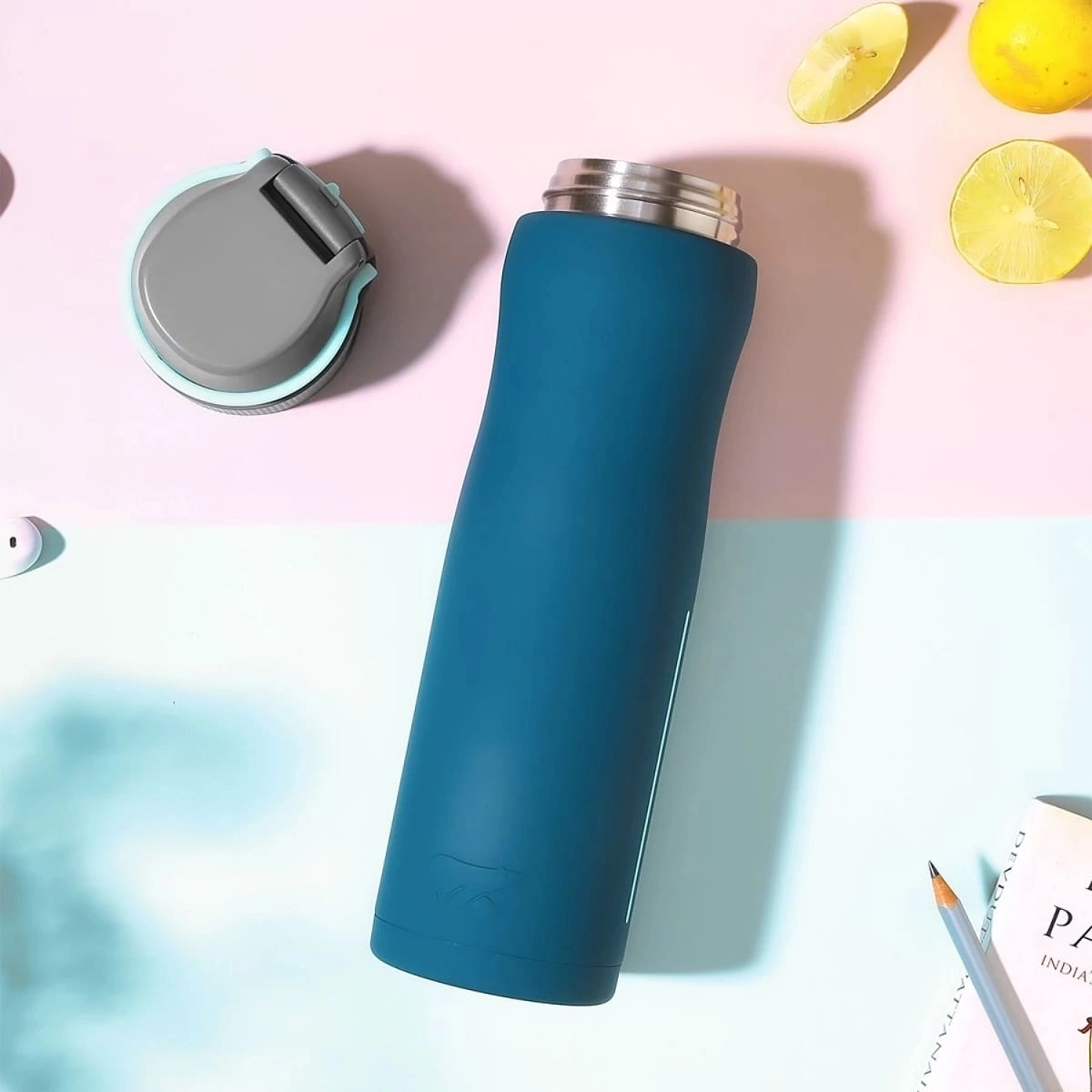 Headway Oslo Vacuum Insulated Stainless Steel Bottle Maridian Blue 750 ML Blue 10Y+