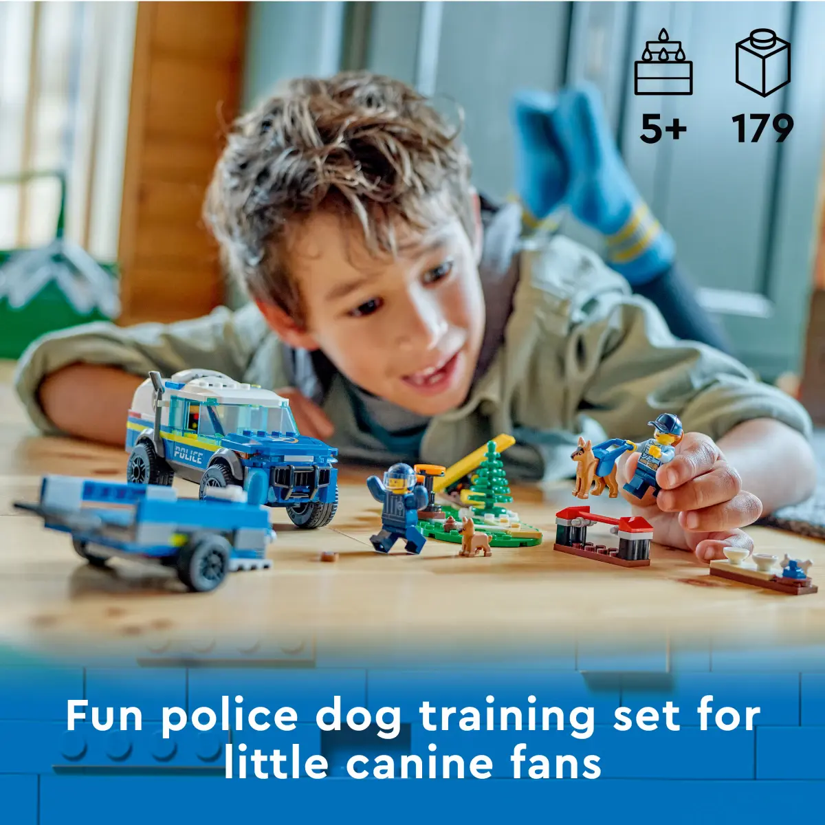 LEGO City Mobile Police Dog Training Building Toy Set, 197 Pieces, Multicolour, 5Y+