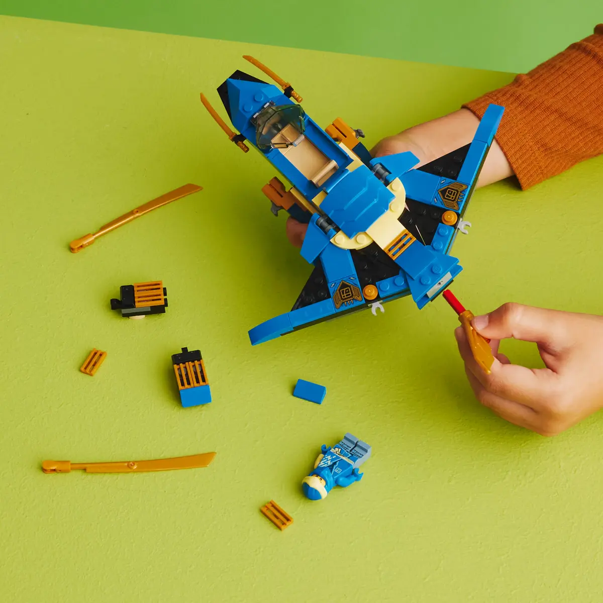 LEGO NINJAGO Jays Lightning Jet EVO Building Toy Set, 146 Pieces, Multicolour, 6Y+
