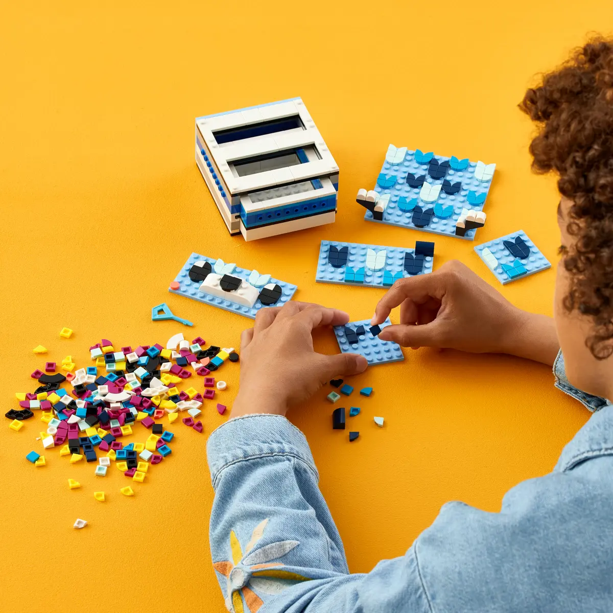 LEGO DOTS Creative Animal Drawer DIY Craft Kit, 643 Pieces, Multicolour, 6Y+