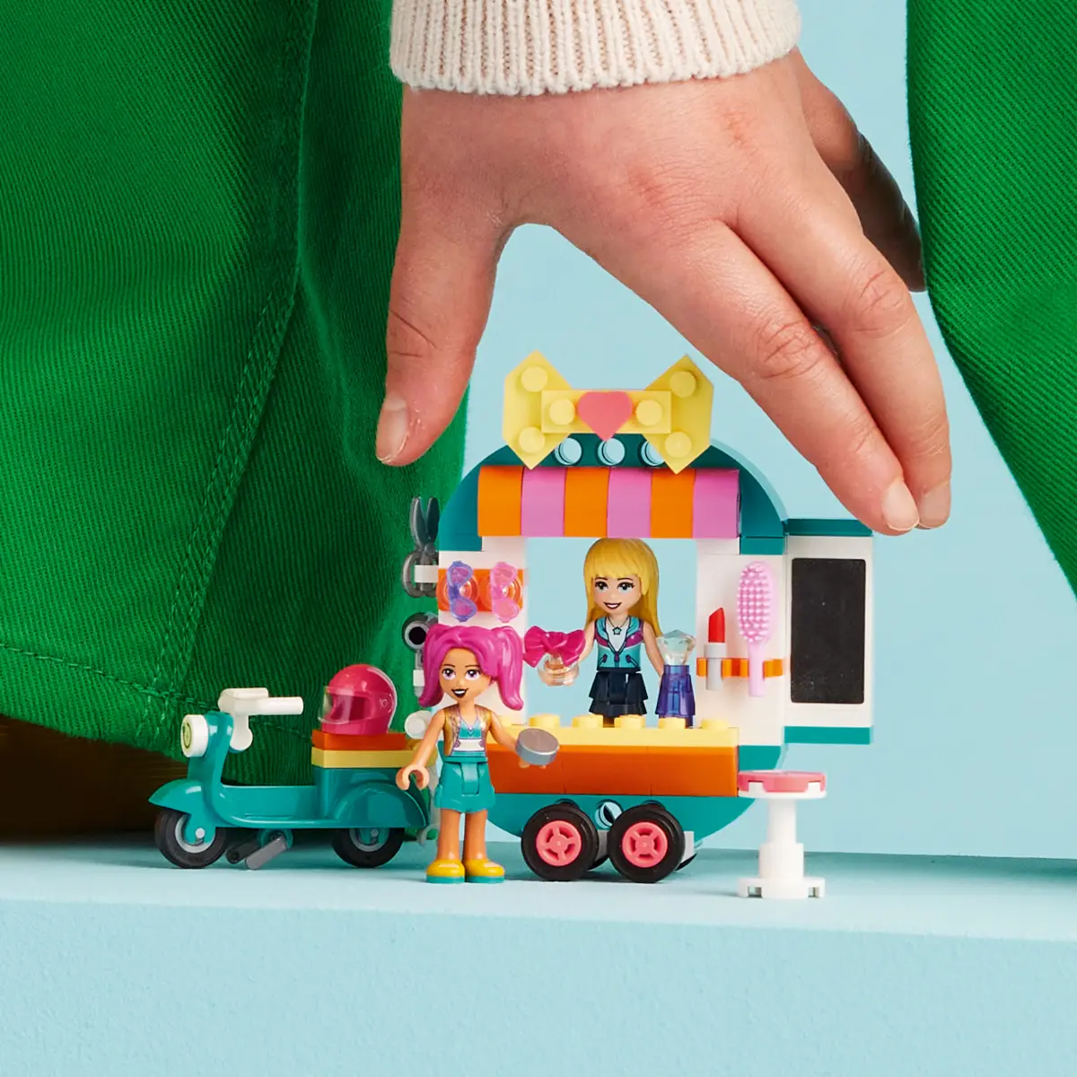 Lego Friends Mobile Fashion Boutique Building Kit (94 Pieces)