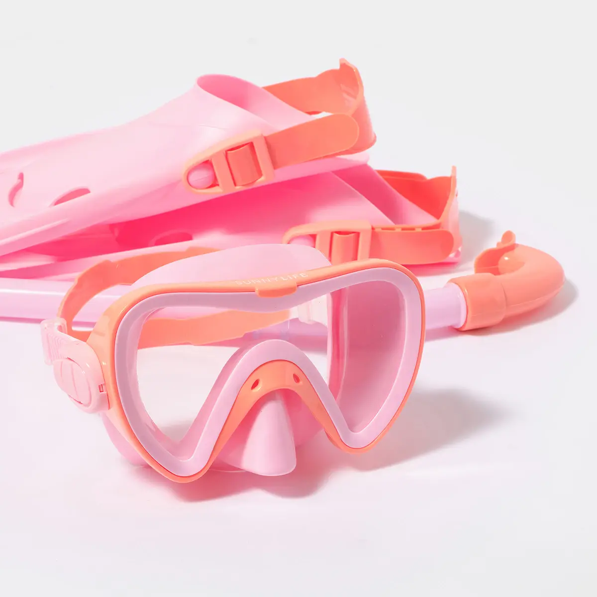 SUNNYLiFE Kids Dive Set Medium Sea Seeker Strawberry, Sports Accessories, 6Y+