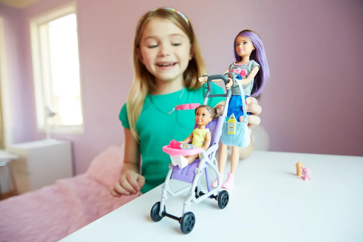 Barbie skipper best sale with stroller