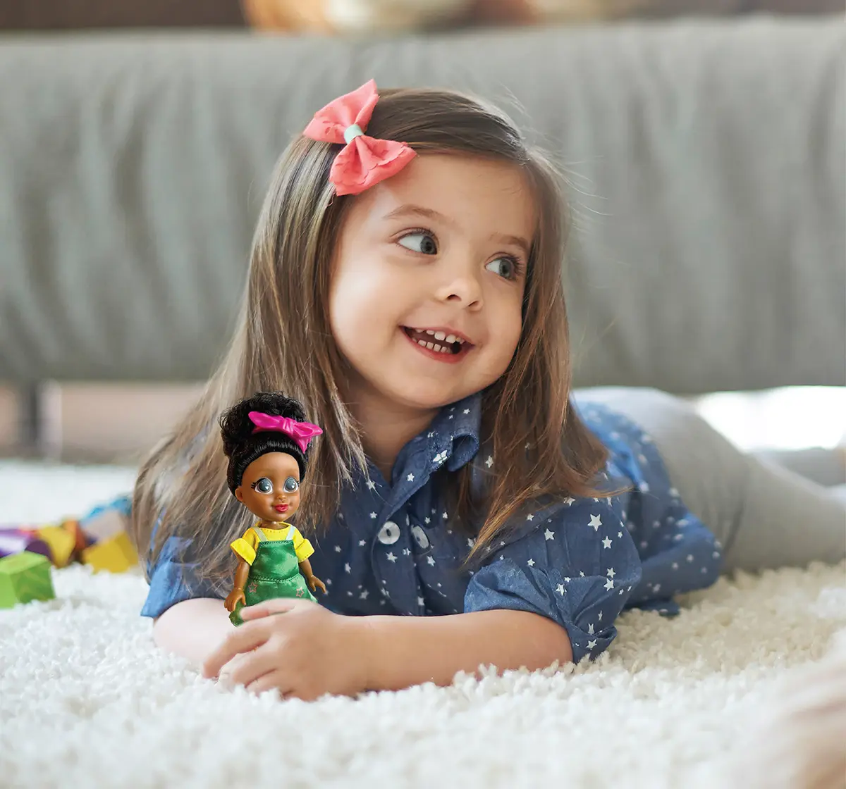 Li'l Diva Hairstylist Stephanie 6" Doll For Kids of Age 2Y+, Multicolour