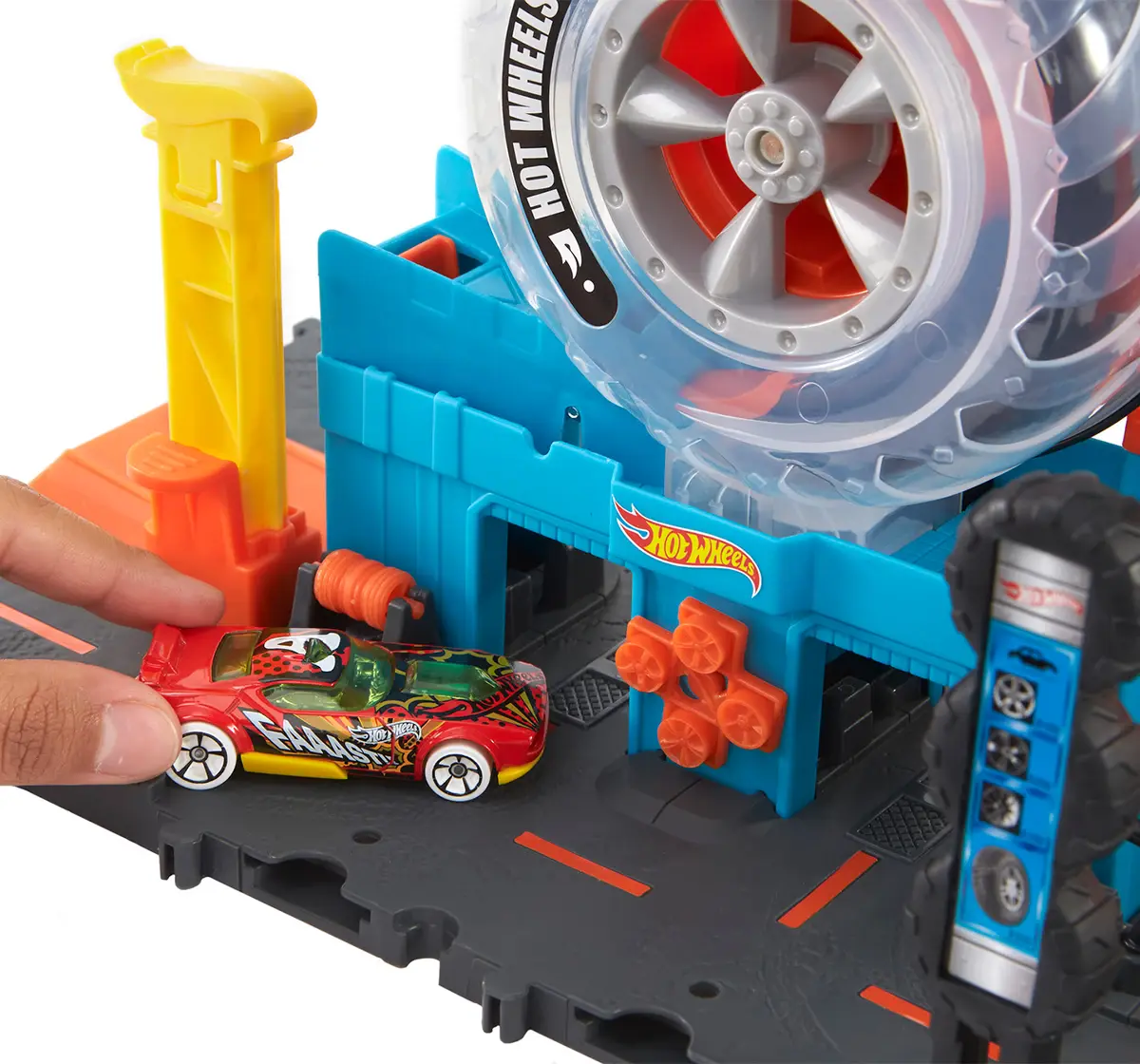 Hot Wheels City Super Twist Tire Shop, 4Y+