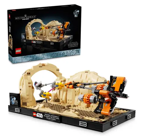 LEGO Star Wars Mos Espa Podrace Diorama Set 75380 (718 Pieces)