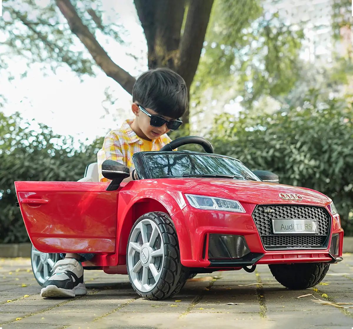 EMotorad Formula Fun AUDI TT RS TOY CAR (Red), 3Y+