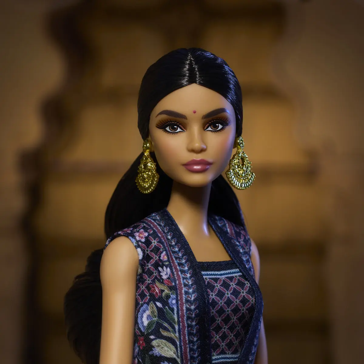 Barbie Diwali Doll by Anita Dongre Wearing Festival of Lights Look, Holiday Collectible, 6Y+