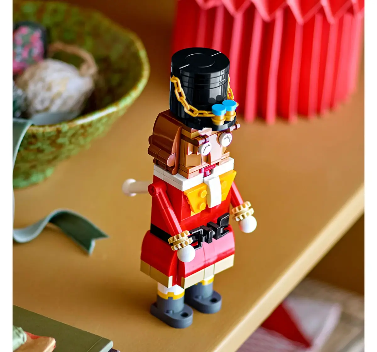 LEGO Iconic Nutcracker Figure 40640 (208 Pieces), 8Y+