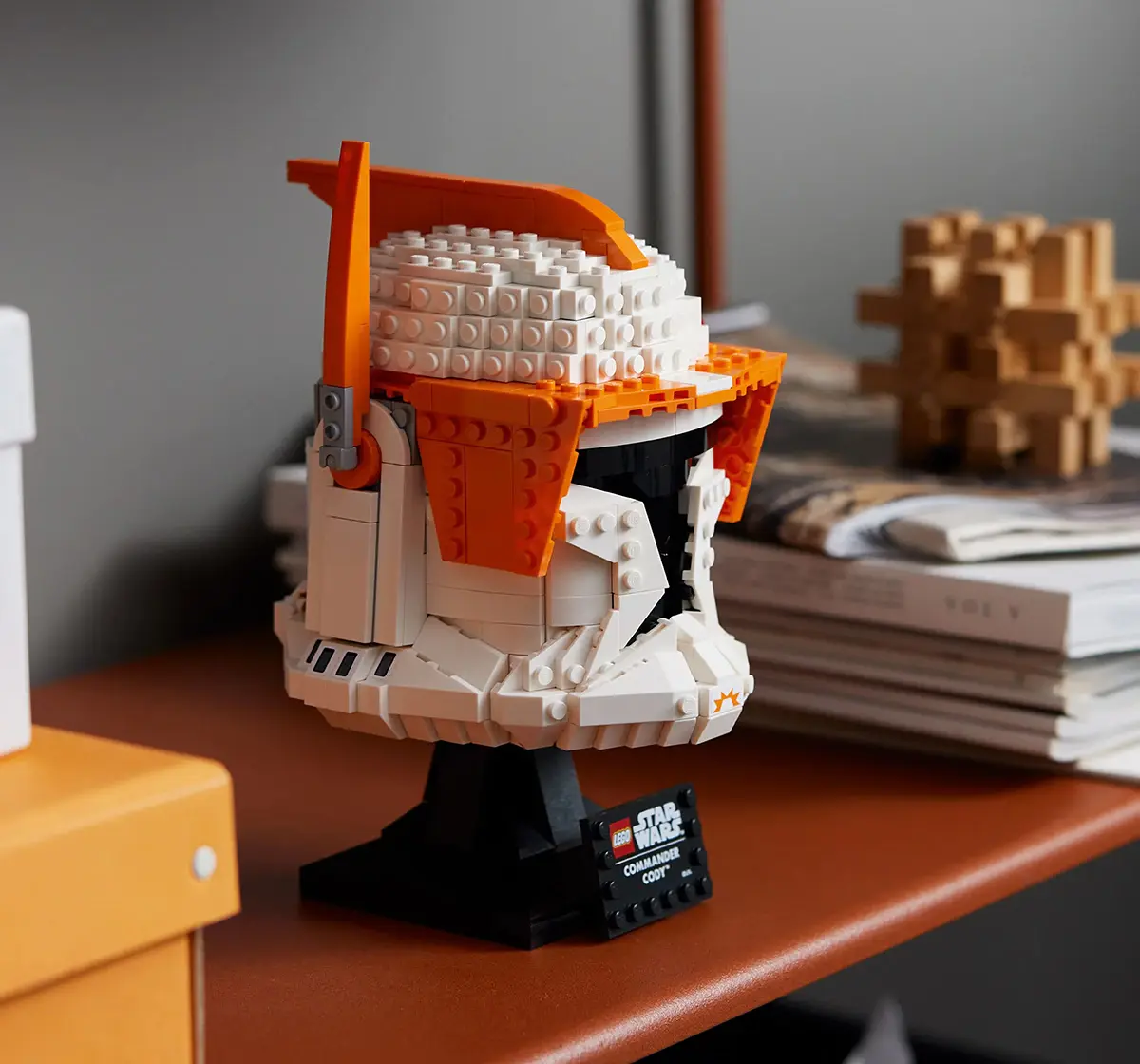 LEGO Star Wars Clone Commander Cody Helmet 75350 Building Kit (776 Pieces) 18Y+