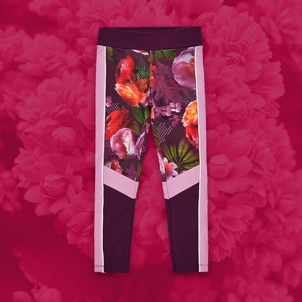 

Girls Sports Leggings Floral Design-Purple