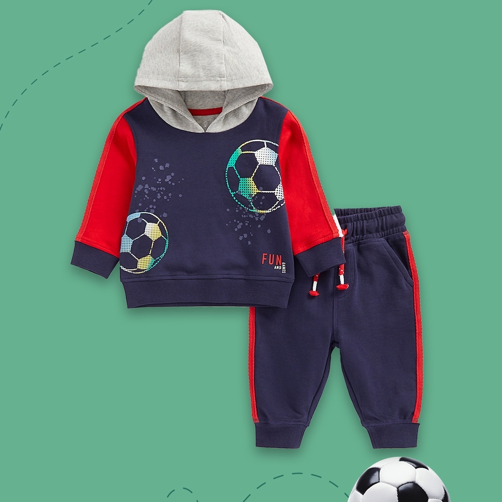 

Boys Full Sleeves Sweatshirt&amp Jogger Set Football Design-Multicolor