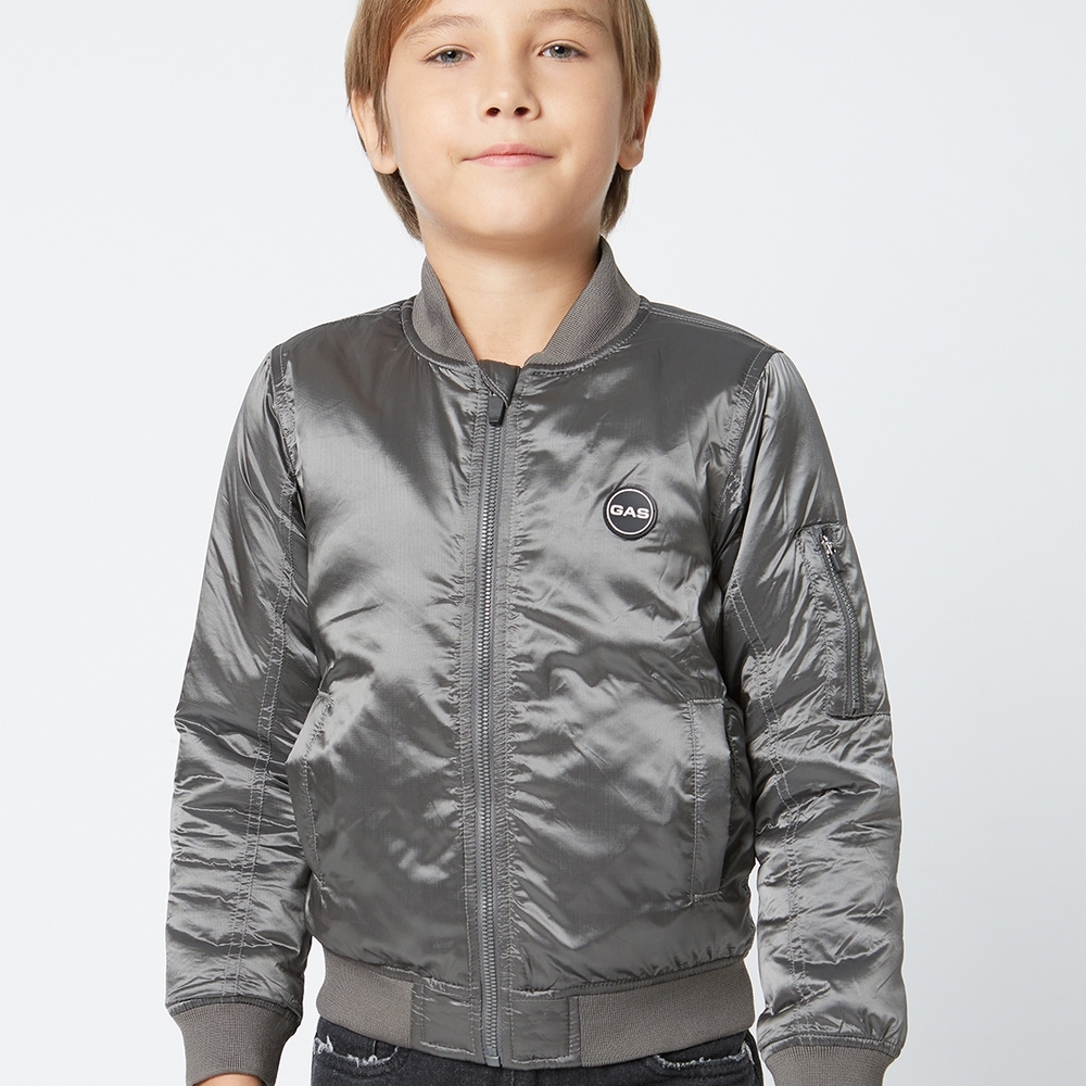 

Corbin Jr IN JACKET