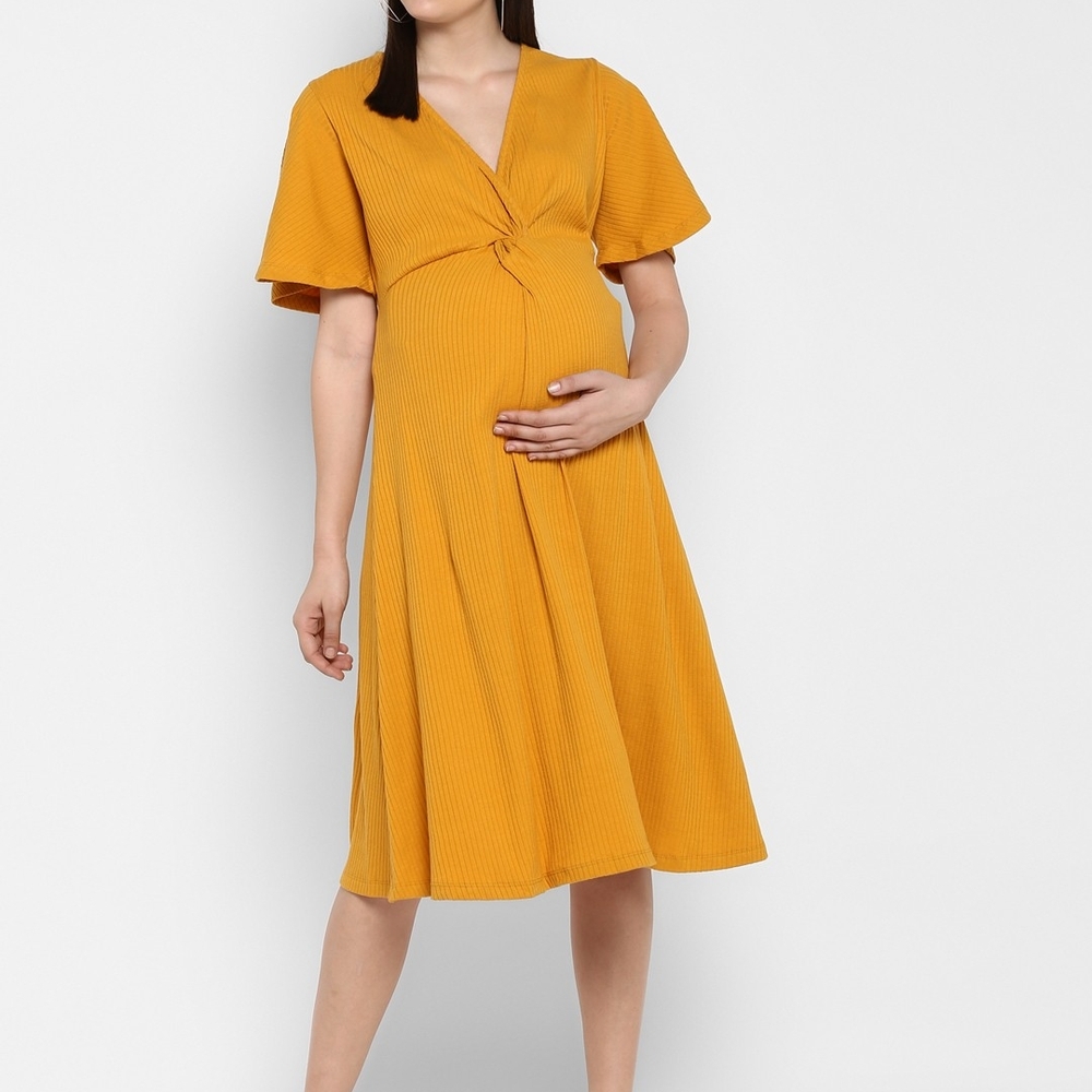 

Momsoon women maternity half sleeve casual dress- Yellow
