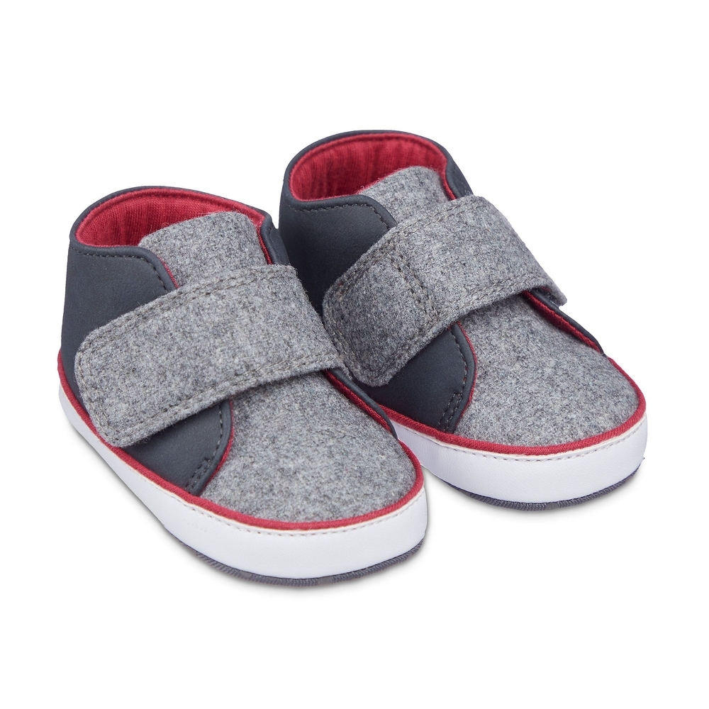 

Grey Felt Pram Shoes
