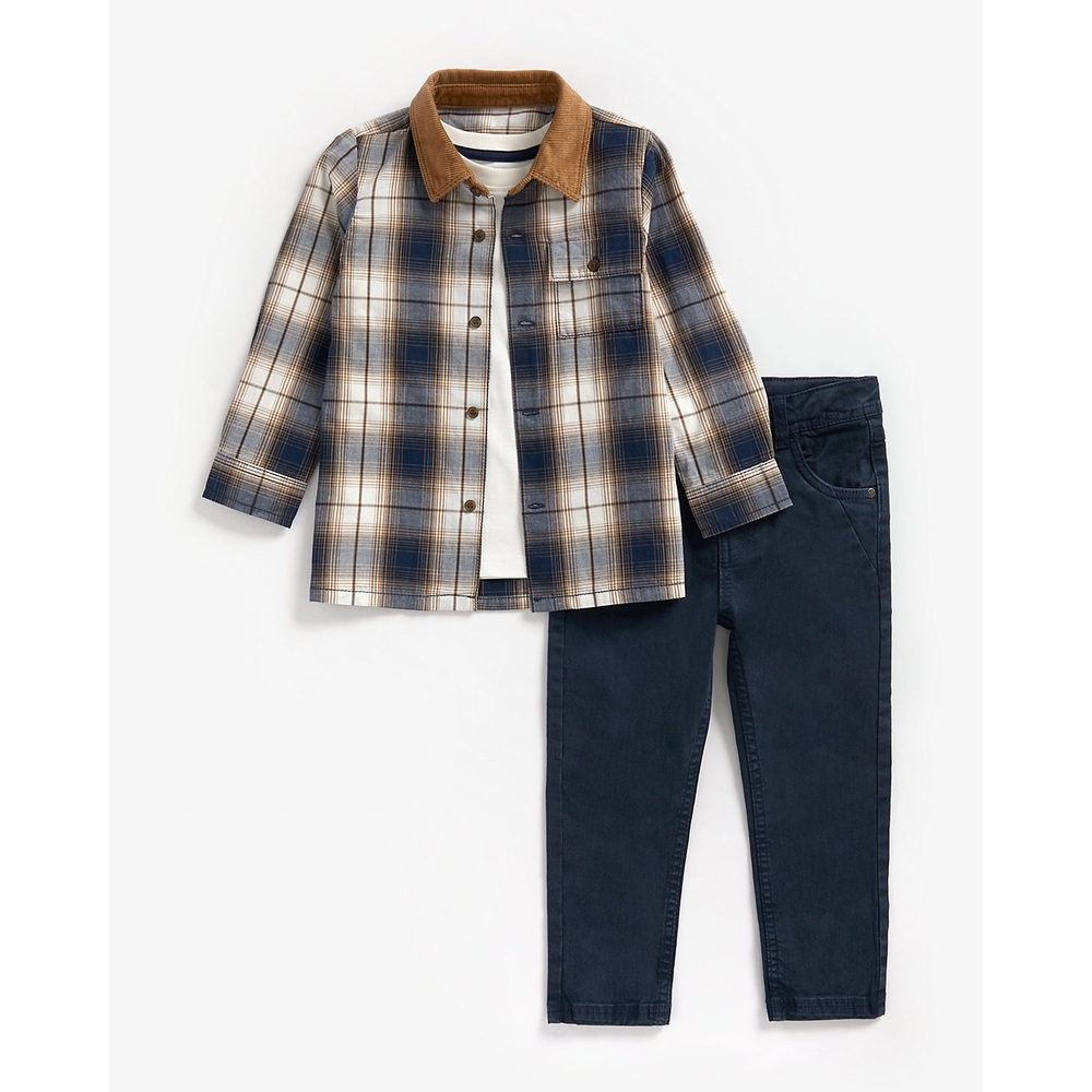 

Boys Full Sleeves Checked Shirt T-Shirt And Trousers Set - Multicolor