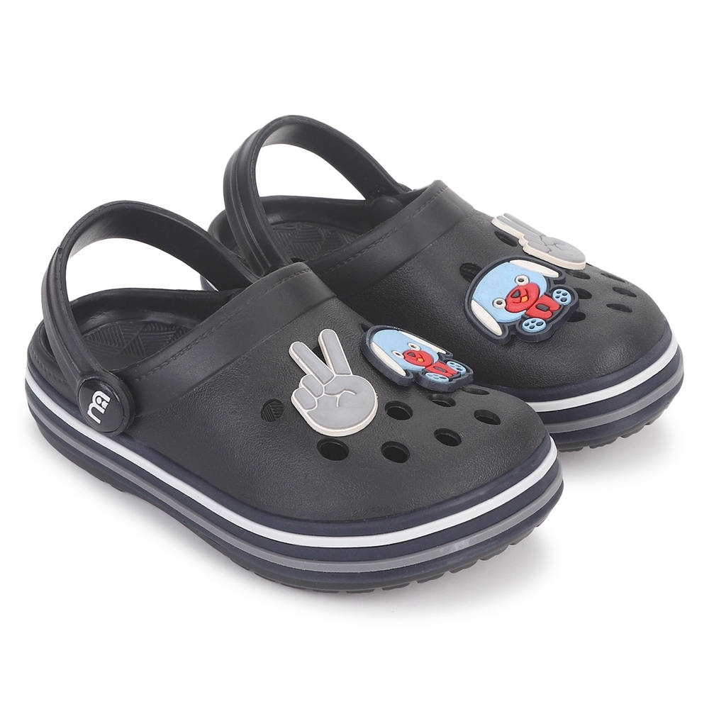 

Boys Clogs-Black