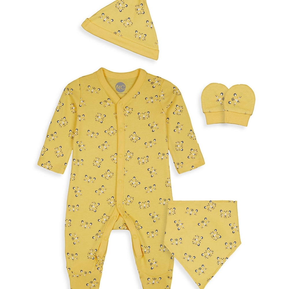 

Boys 4pc clothing set- Multicolored