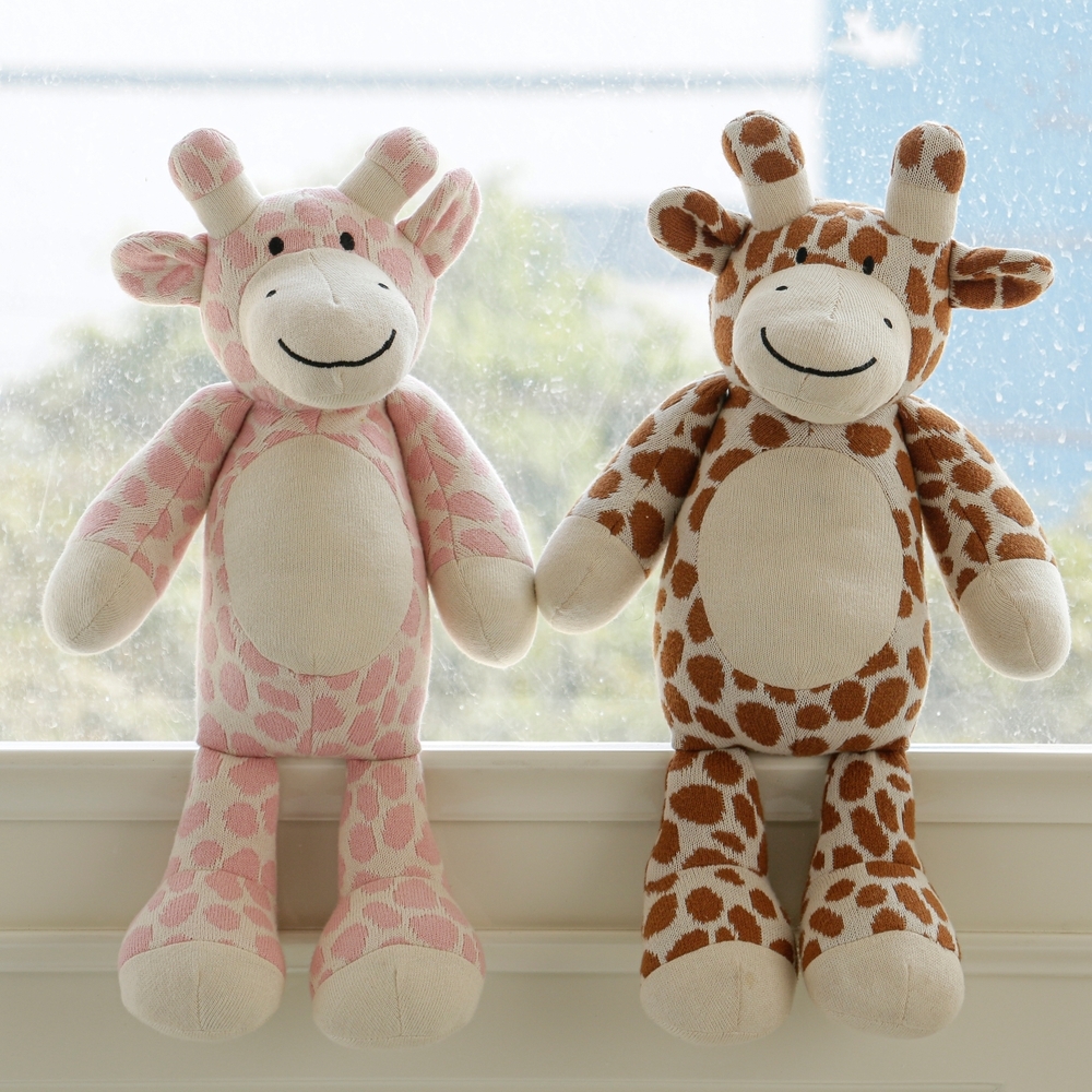 

Pluchi Giraffe Knitted Soft Toy Cashew Rust