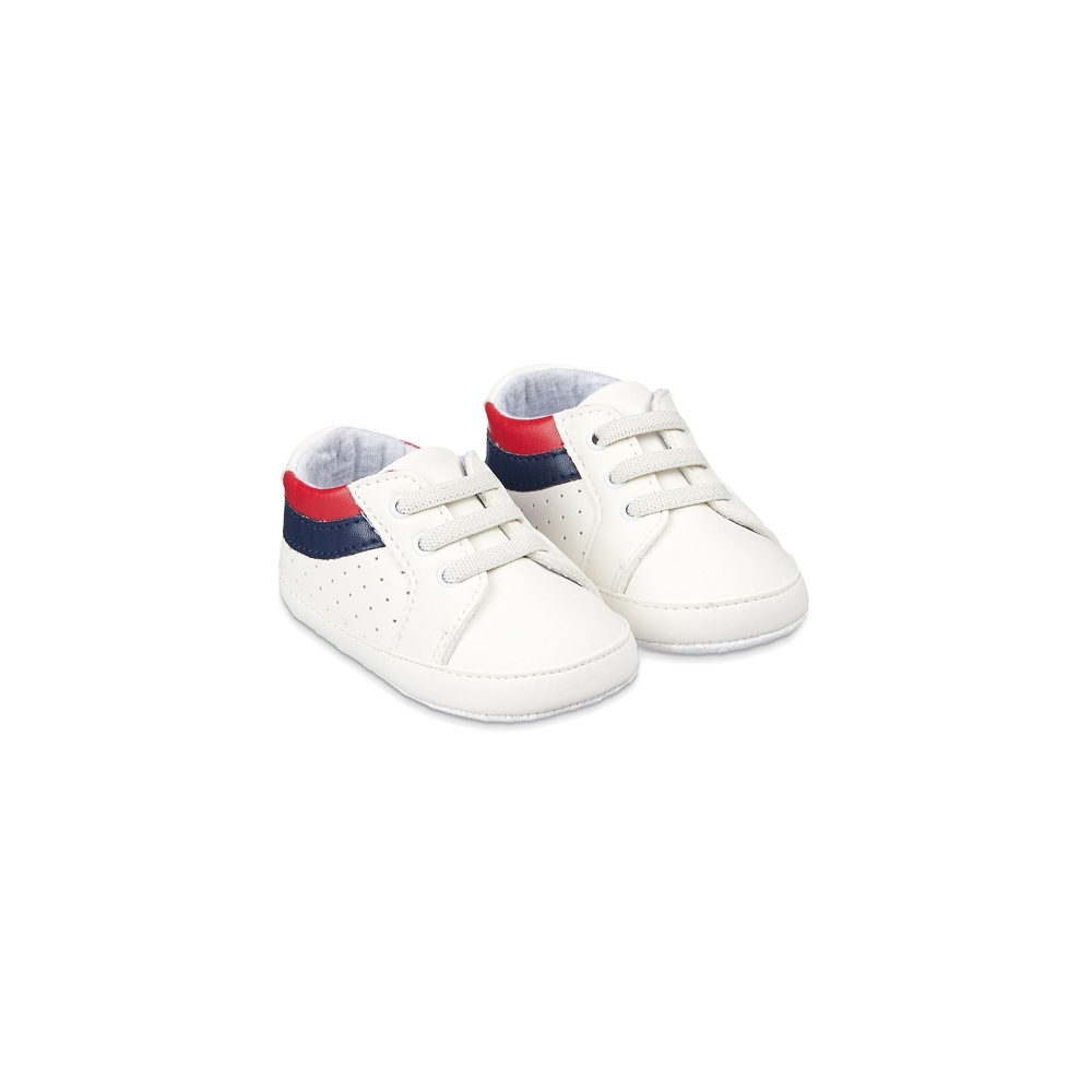 

Boys White Textured Pram Shoes - White