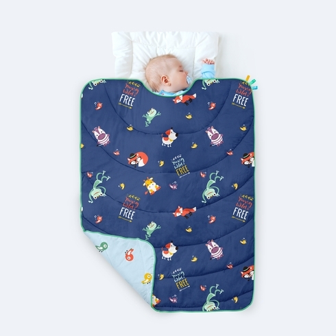 Rabitat young + wild + free all weather quilt multicolor