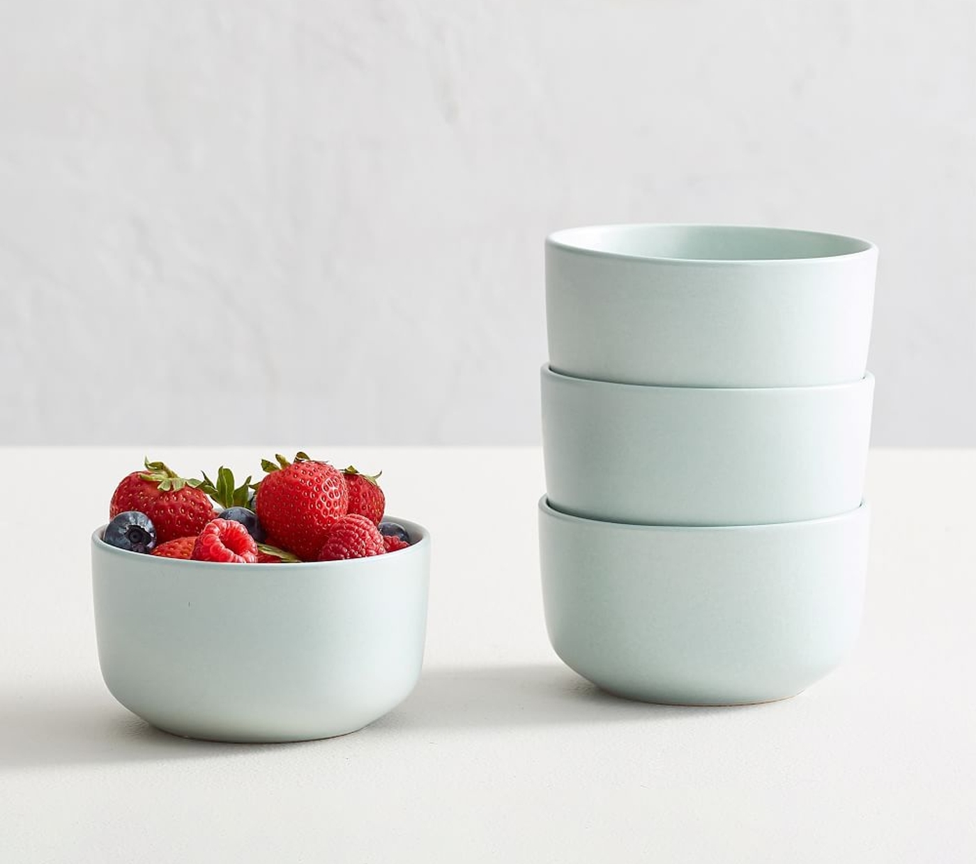 Mason Stoneware Berry Bowls