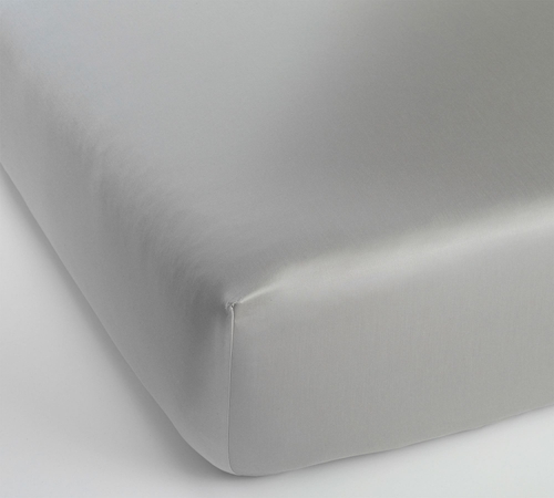 700-Thread-Count Cotton Fitted Sheet