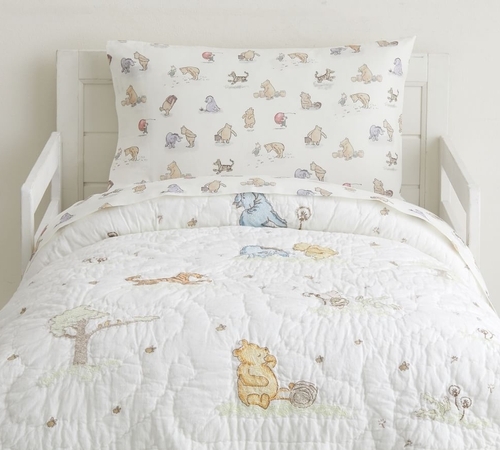 Winnie the Pooh Toddler Quilt