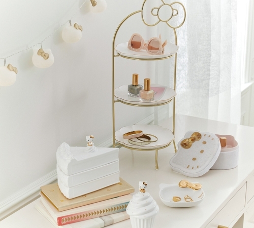 Hello Kitty® Cupcake Ceramic Jewelry Box