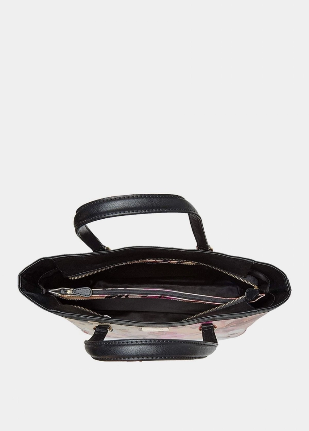 https://cdn.pixelbin.io/v2/black-bread-289bfa/hjn_19/original/product/410204557001/665/410204557001_4.webp