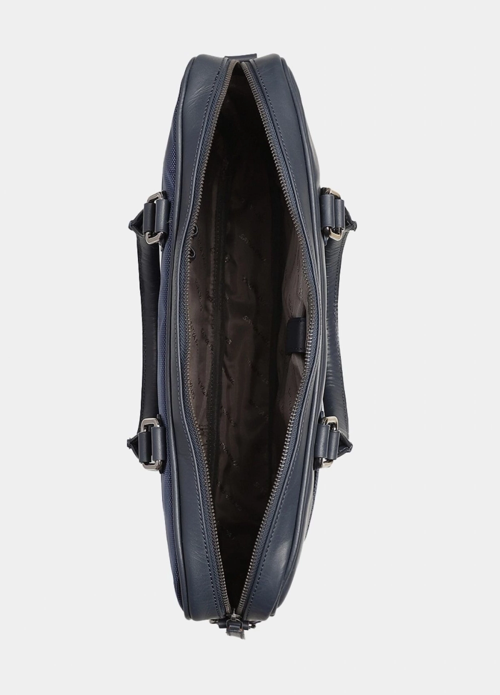 https://cdn.pixelbin.io/v2/black-bread-289bfa/hjn_19/original/product/410233992001/665/410233992001_1.webp