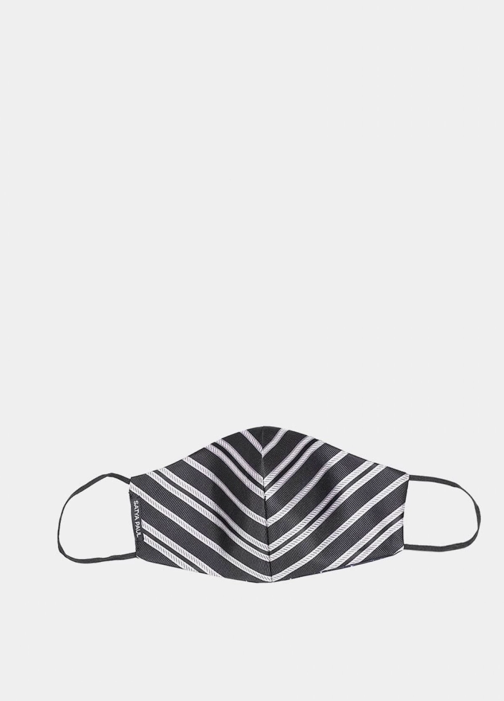https://cdn.pixelbin.io/v2/black-bread-289bfa/hjn_19/original/product/410234862001/665/410234862001_5.webp