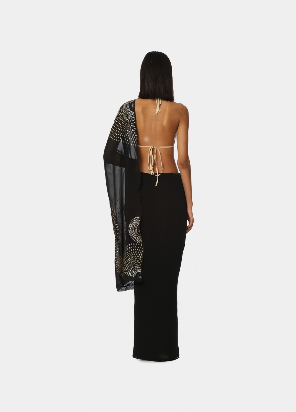 https://cdn.pixelbin.io/v2/black-bread-289bfa/hjn_19/original/product/410328184001/665/ESW17404_00_(3).jpeg