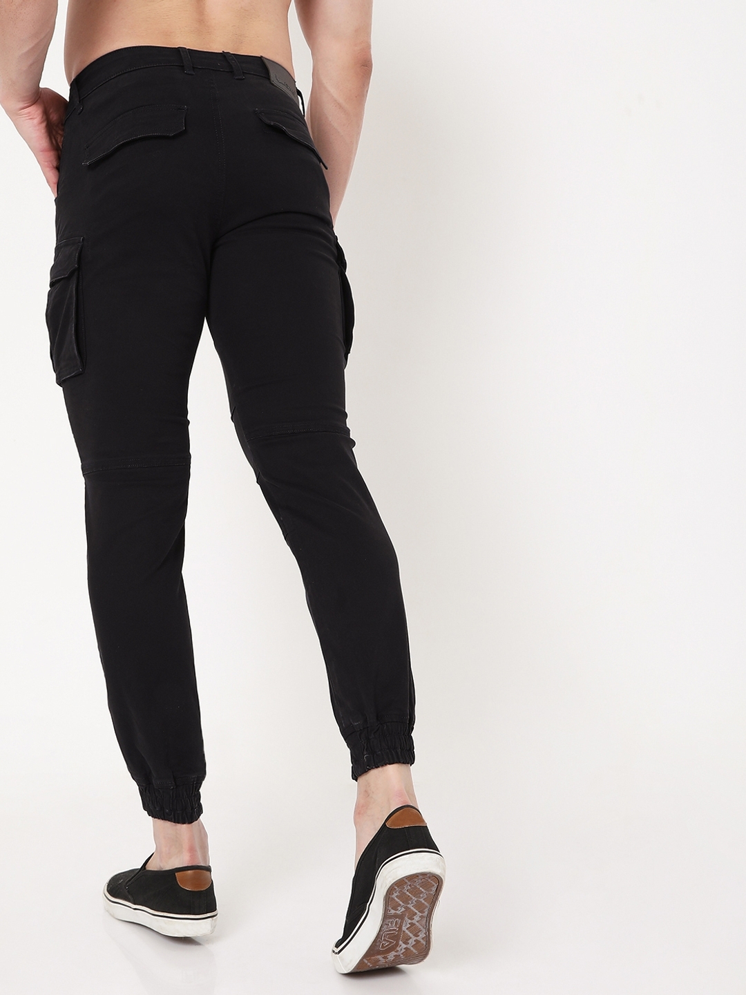 Buy Men Beige Solid Skinny Fit Trousers Online  885869  Van Heusen