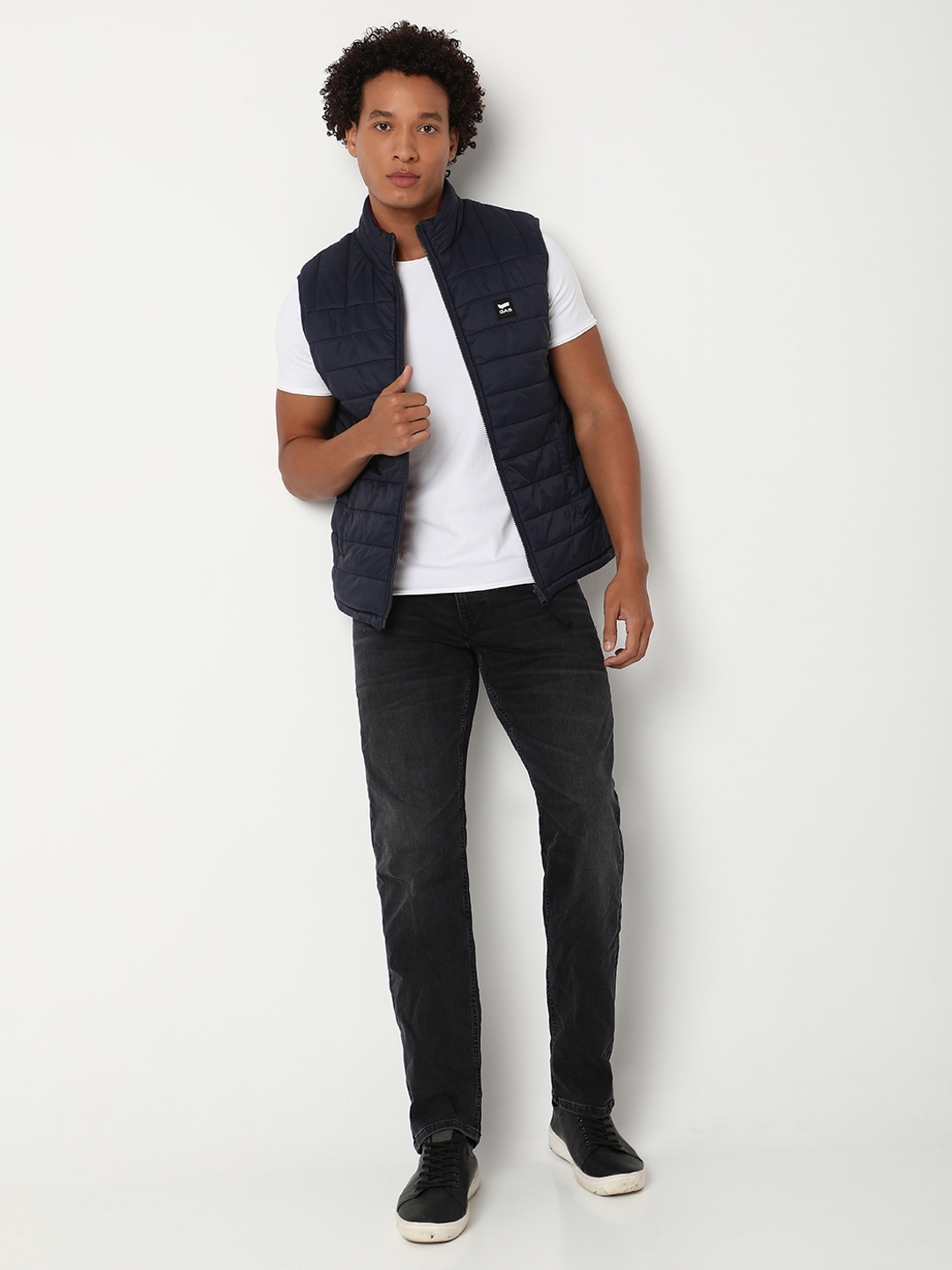 Men's LEO REV GILET IN Puffer Jacket