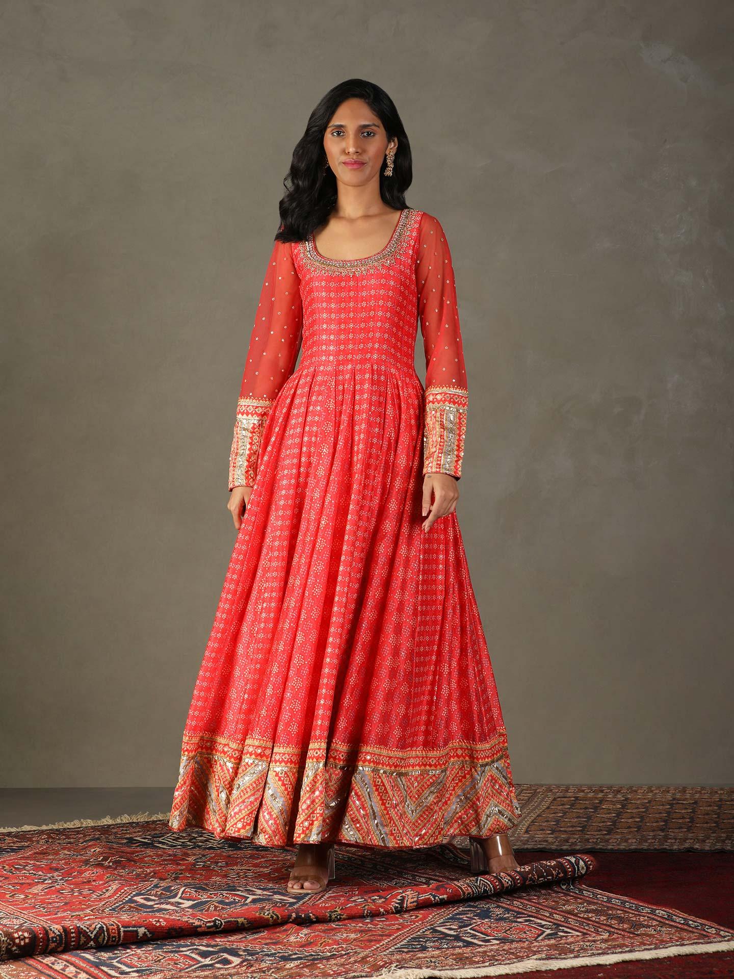 Ritu Kumar クルタセット 刺繍 レッド系 Bindiya Suit Set